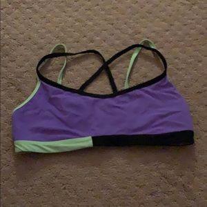 Lululemon sports bra